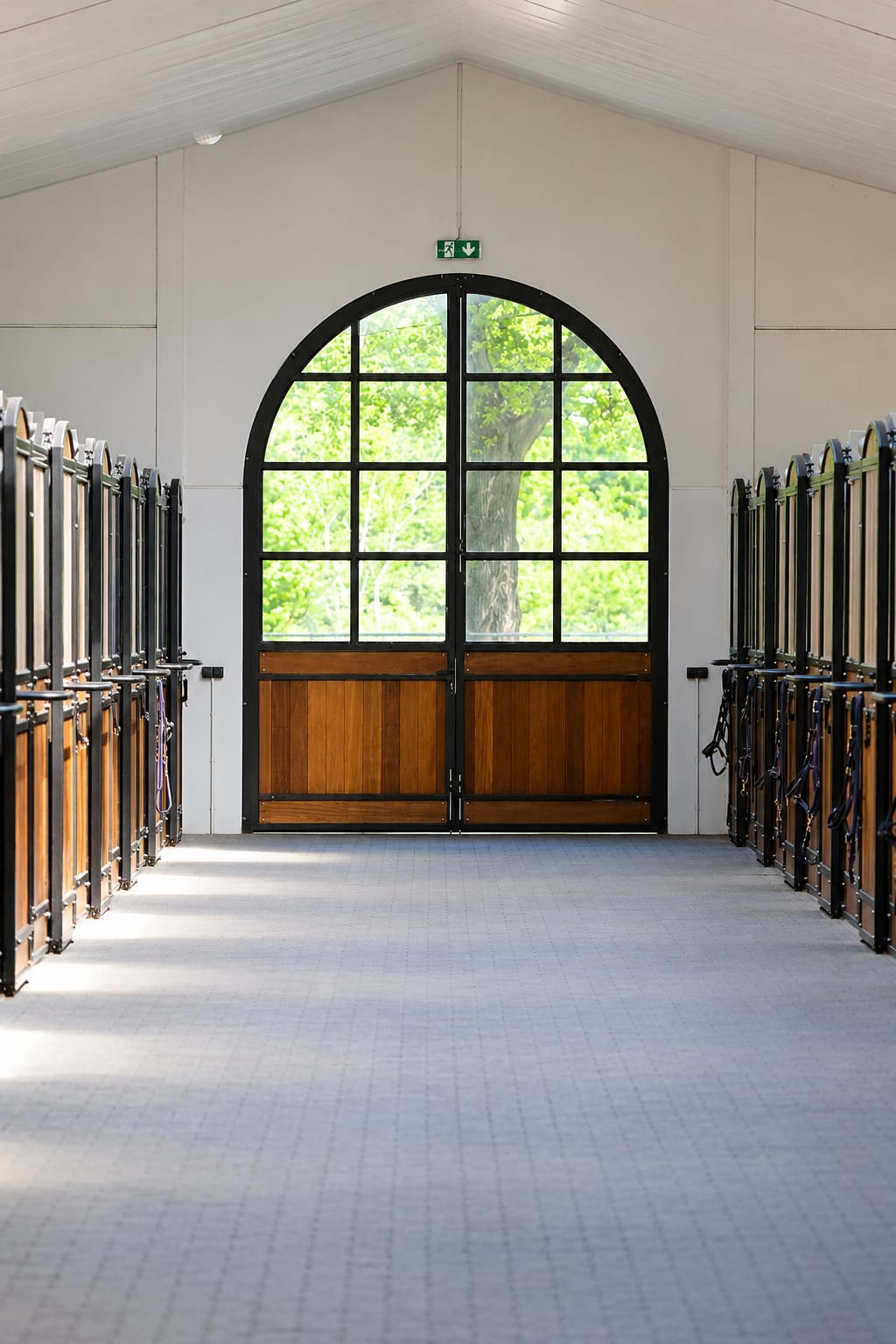 Stable Tour — photo 7