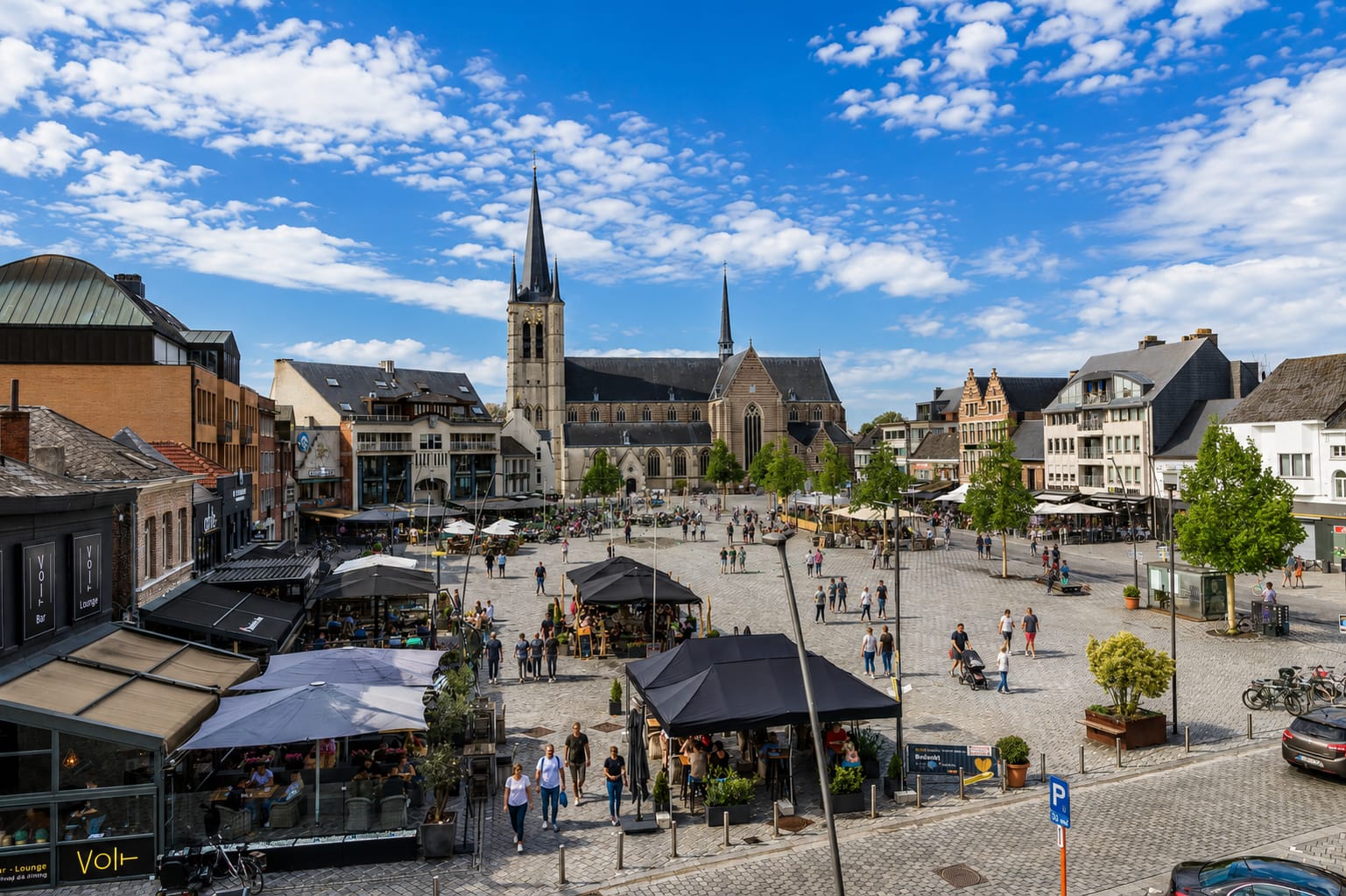 Geel town square